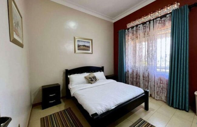 Malachite Apartments - Photo 3