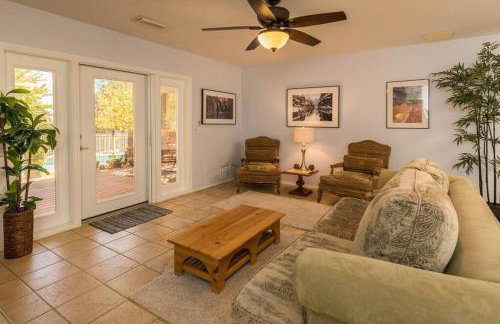 Kapila Gardens Family Retreat w/ private pool - Foto 16