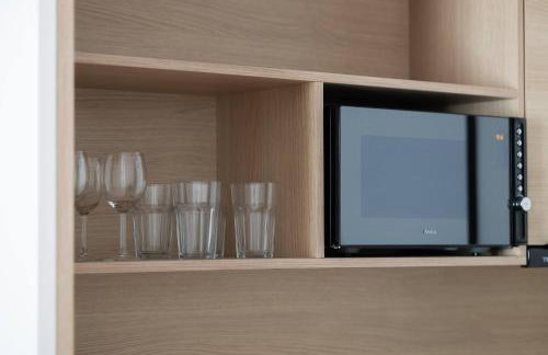 Bright Apartments with Air Conditioning, close to the Metro Station and PGE National by Noclegi Renters - Foto 20