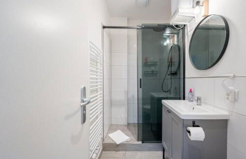 Cozy Retro Chic with Patio and Self Check-in - Foto 26