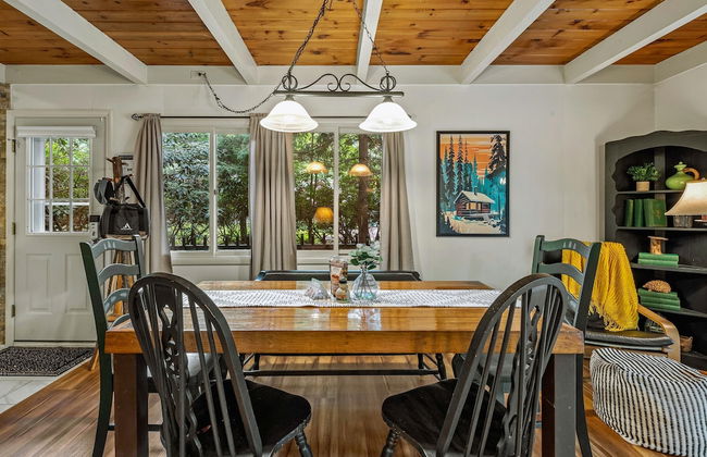 The Four Seasonal by Avantstay Hot Tub Spacious Deck Fire Pit - Foto 12