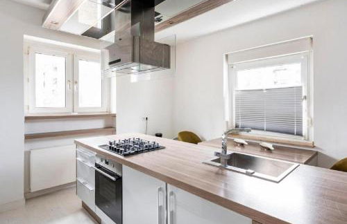 Maybach Apartments - Modern & Spacious, near Düsseldorf Messe, free Private Parking - Foto 28