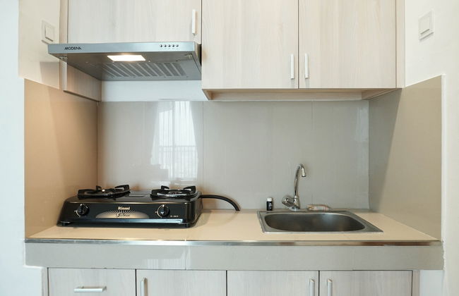 Minimalist And Cozy 2Br Apartment At The Nest Near Puri By Travelio - Foto 7