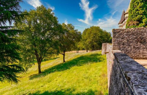 House with a private hot tub and medieval garden - Foto 13