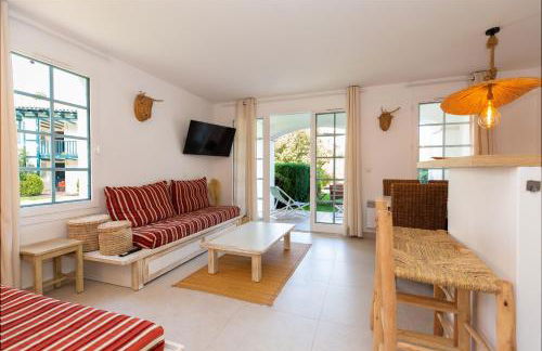 Domaine de Bordaberry - Jardin & superbe piscine - Foto 3