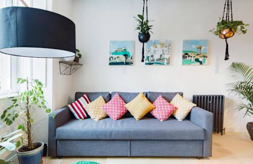 The Plywood Flat, Modern Style In A Traditional Tenement - Foto 13