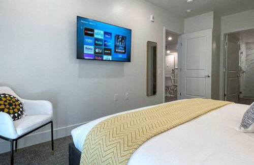 Bright Top Floor-Elevator-Walk Downtown-Laundry - Foto 20