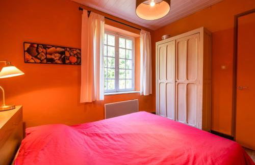 Stone House St Denis with Pool & Views - Foto 16