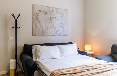 Chiara Apartment 6 guest - Train Station - Parking - Foto 17