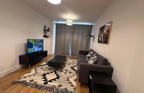 Cosy Flat in Stevenage Town Centre - Foto 7