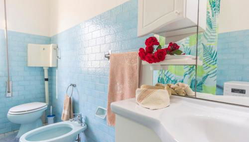 Very central apartment 200 m from the sea - Foto 5