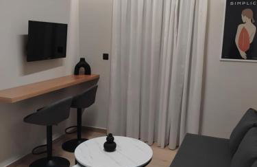 Simple, Calm and Luxurious - Photo 10