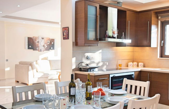 3 Villas Next to Each Other with Pool & Sea View - Foto 7