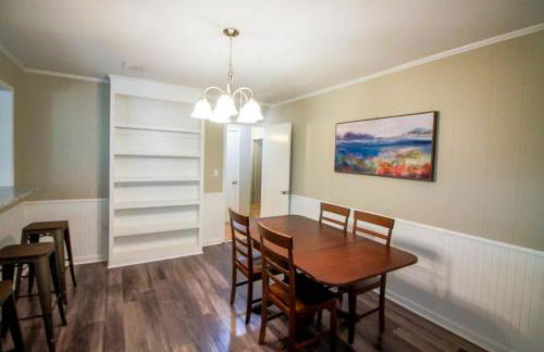 Luxury Midtown Home - Only a few blocks from FGH - Foto 38