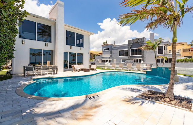 Sea Breeze by Avantstay Across From Fort Lauderdale Beach Pool Out Door Dining Fire pit - Foto 3