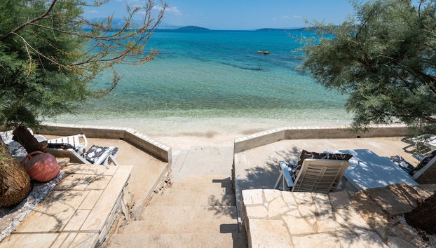 Beachfront villa Mihovil with direct beach access - Foto 2, Imagem principal