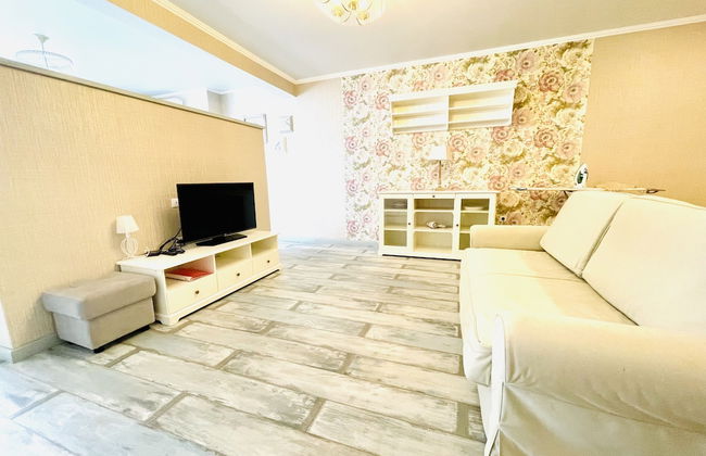 Clever House Apartments - Photo 56