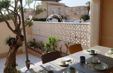 Luxury Holiday Townhouse with Pool II Casa Macarena 02 - Photo 7