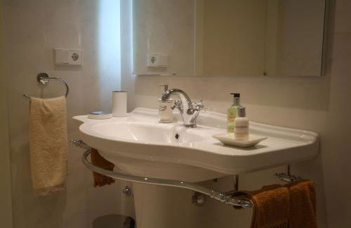Beautifully furnished luxury apartment in Barri Vell, Girona - Foto 15