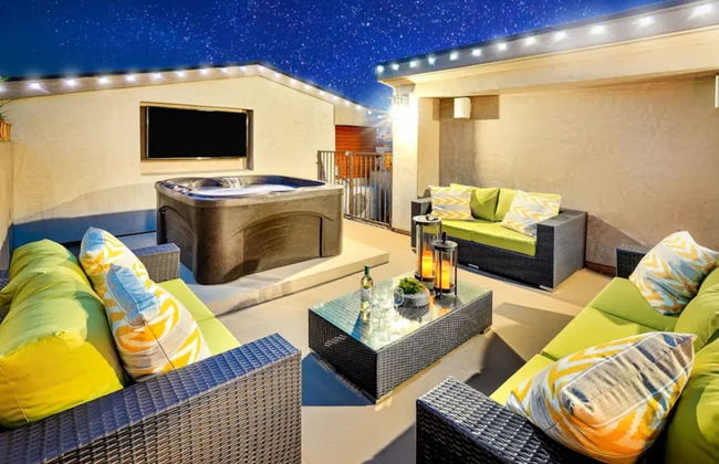 7 Br 2 Hot Tubs Rooftop Beach Block Ocean View - Photo 12