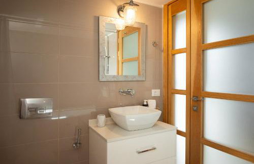 Villa - Sleeps 10 - Pool - Parking - Pool Table - Foto 42