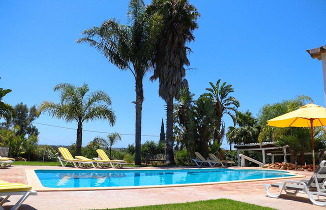 Idyllic Farm House With Huge Garden for 14pax - Foto 7