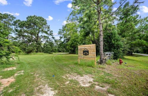 Modern Airstream Glamping with Pond Views in Rural South Carolina - Photo 21