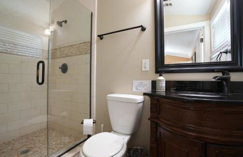 Sweet 4 bedroom, 3 bath plus Loft Bedroom, Pool Home - Foto 48