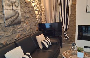 Triantos Guesthome Suite - Photo 54