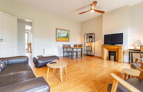 Magnifiques et lumineux Appartement de charme aux Quinconces ideal pour 4 ou 6 personnes - Foto 26