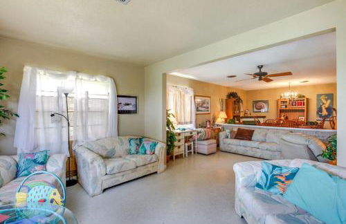 Spacious Home with Yard - 1 Mi to Ormond Beach - Foto 12