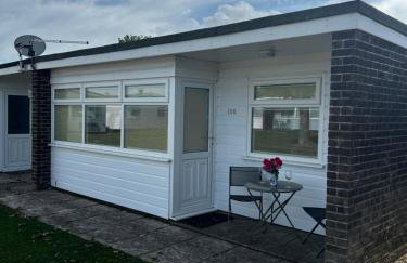 186 Sundowner Holiday Park Sleeps 4 with Bedding and Towels provided Plus Free WiFi - Foto 1