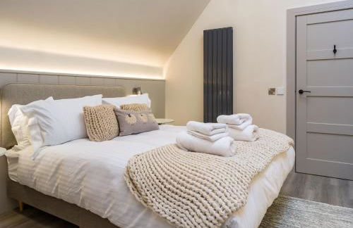 Arran Shores Luxury Shorefront Penthouse Suite 13 - Photo 8