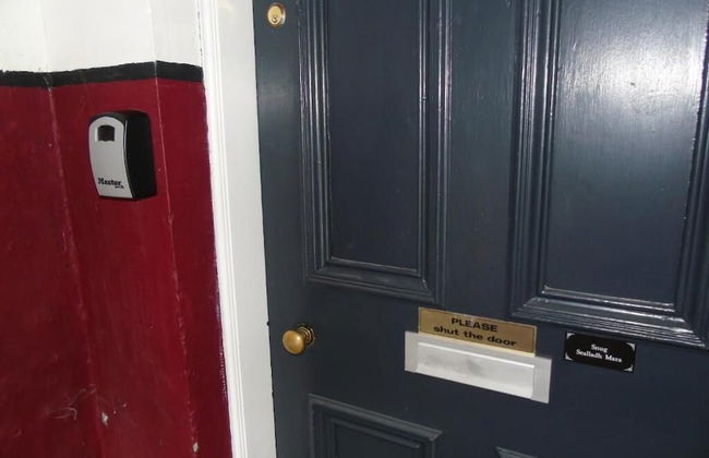 Snug - Sealladh Mara Apartment - Photo 11