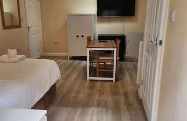 Beautiful private en-suite room with its own entry - Foto 10