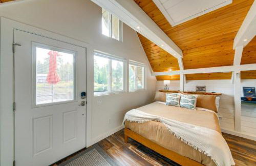 Steps to Sacheen Lake Cute Studio Cabin with Deck - Foto 13