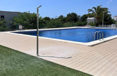 Apartamento con 2 habitaciones y garaje - Photo 3