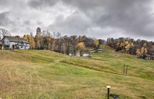 Upson Ski-InandSki-Out, End-Unit Cabin with Fireplace! - Foto 26