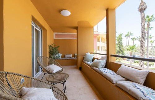 Puerto Sotogrande con vistas al mar - Foto 9