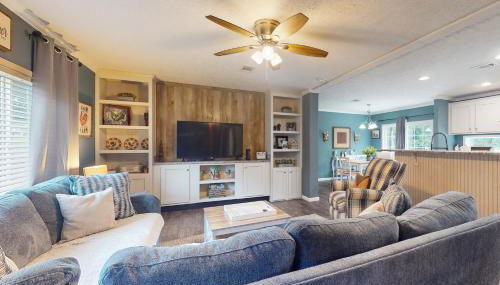 291 Midland Dr - Photo 2