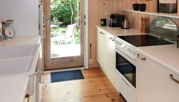 6 Person Holiday Home in Hadsund - Foto 5, Cocina privada