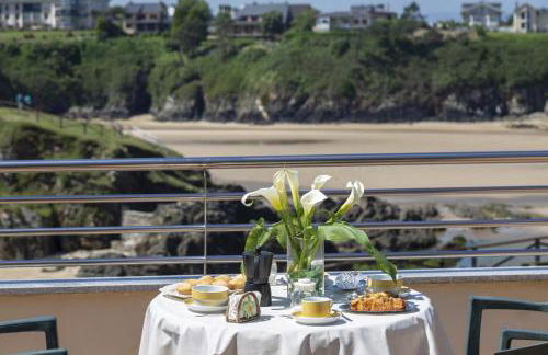 Apartamentos Turísticos Playa de Tapia - Foto 9