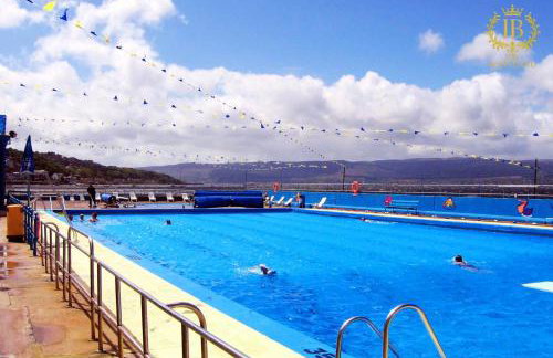 2-Bed Gourock Margaret St - Sleeps 4 - Contractors - Foto 16