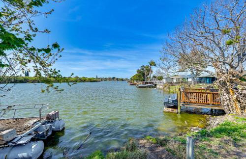 Lakefront Anglers Oasis in Holiday! 8 Mi to Beach - Foto 4