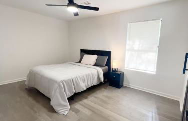 Cozy Contemporary Bungalow - Foto 11