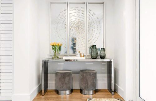 Spectacular Miami- Htd Pool,5 Bdrooms ,MiniGolf, Playground, Baby Items, BBQ - Photo 46