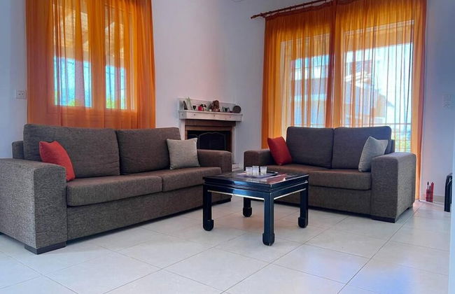 Seaside House in Psatha - Photo 1