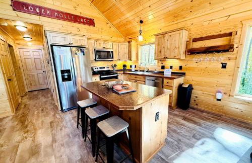 Group Lake Cabin with Ping Pong Table Loaded with Kayaks in Wisconsin - Foto 56
