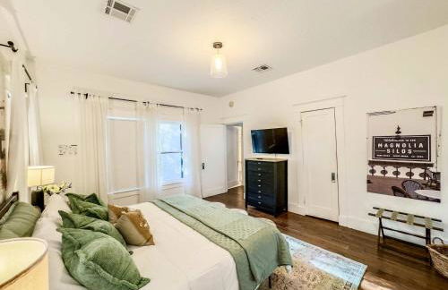 New White On Columbus Family Gathering Place - Photo 33