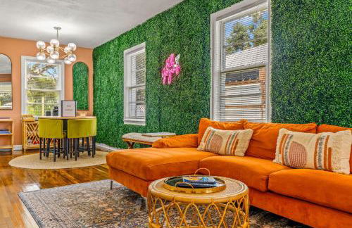 Sunny Citrus Escape Min to Midtown & Dog-Friendly - Foto 14